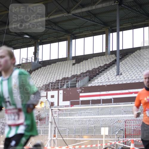 07.12.2025 - St. Pauli X-Mass-Run No. 15 Patografie http://msf.ph/oto/9368862 07.12.2025 11:18:00 Ziel 1325, 1348, 3221, 3327, 4627 meine-sportfotos.de
