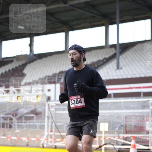 07.12.2025 - St. Pauli X-Mass-Run No. 15 Patografie http://msf.ph/oto/9368877 07.12.2025 11:18:15 Ziel 1325, 1348, 2045, 3201, 3304, 3327 meine-sportfotos.de