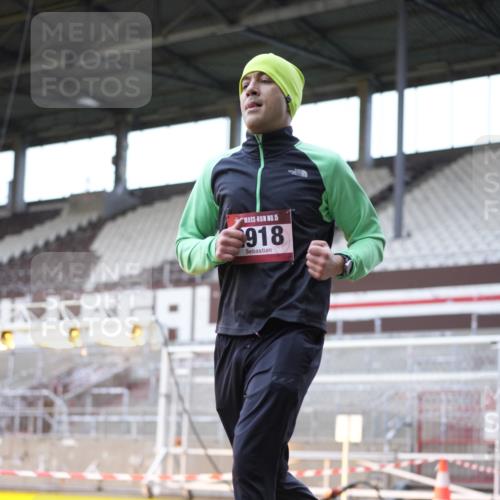 07.12.2025 - St. Pauli X-Mass-Run No. 15 Patografie http://msf.ph/oto/9368898 07.12.2025 11:18:28 Ziel 2045, 2918, 3138, 3158, 3304, 3634, 3636 meine-sportfotos.de