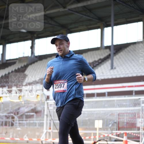 07.12.2025 - St. Pauli X-Mass-Run No. 15 Patografie http://msf.ph/oto/9368929 07.12.2025 11:19:06 Ziel 295, 302, 1617, 2597, 2788, 3205 meine-sportfotos.de