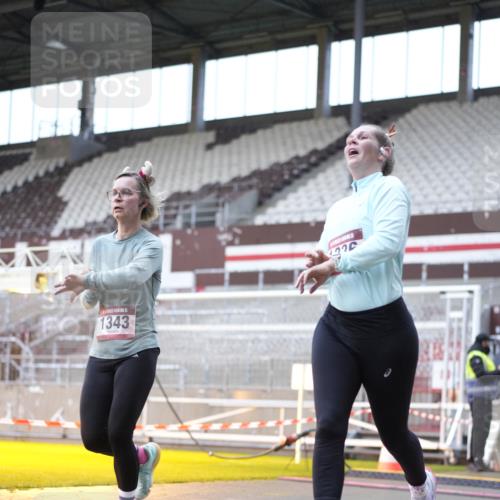 07.12.2025 - St. Pauli X-Mass-Run No. 15 Patografie http://msf.ph/oto/9368969 07.12.2025 11:19:32 Ziel 367, 373, 797, 1336, 1343, 1563, 2062 meine-sportfotos.de