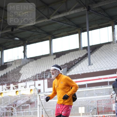 07.12.2025 - St. Pauli X-Mass-Run No. 15 Patografie http://msf.ph/oto/9369044 07.12.2025 11:20:44 Ziel 540, 765, 2242, 2379, 2462, 2601, 3037 meine-sportfotos.de