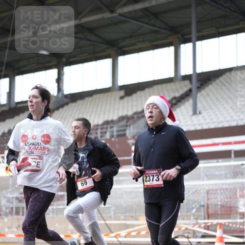 07.12.2025 - St. Pauli X-Mass-Run No. 15 Patografie http://msf.ph/oto/9369213 07.12.2025 11:23:03 Ziel 21, 69, 2023, 2373, 4249, 4824 meine-sportfotos.de