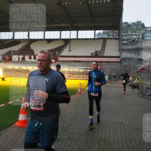 07.12.2025 - St. Pauli X-Mass-Run No. 15 Fabian Wolf http://msf.ph/oto/9369414 07.12.2025 09:58:42 Ziel 483, 532, 1003, 1115, 1528, 1542, 1603, 1782, 1785, 2392, 3308, 4031 meine-sportfotos.de