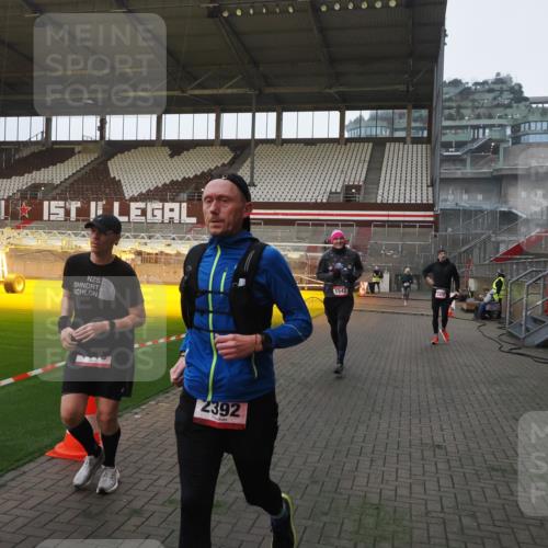 07.12.2025 - St. Pauli X-Mass-Run No. 15 Fabian Wolf http://msf.ph/oto/9369423 07.12.2025 09:58:42 Ziel 483, 532, 1003, 1115, 1528, 1542, 1603, 1782, 1785, 2392, 3308, 4031 meine-sportfotos.de