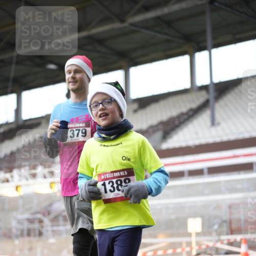 07.12.2025 - St. Pauli X-Mass-Run No. 15 Patografie http://msf.ph/oto/9369486 07.12.2025 11:25:36 Ziel 1334, 1339, 1379, 1388, 1593, 1672, 2498, 4654, 4825 meine-sportfotos.de