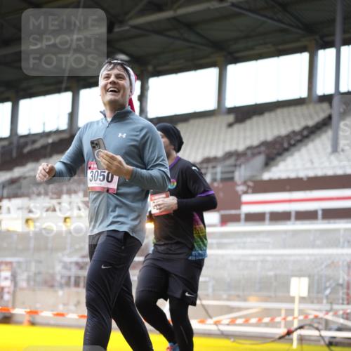 07.12.2025 - St. Pauli X-Mass-Run No. 15 Patografie http://msf.ph/oto/9369497 07.12.2025 11:25:49 Ziel 1079, 1334, 1339, 1379, 1388, 1593, 1672, 1673, 2055, 3050, 3051, 3068, 3070, 4654 meine-sportfotos.de