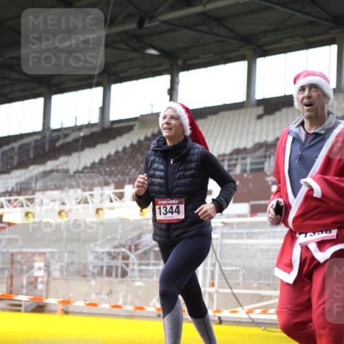 07.12.2025 - St. Pauli X-Mass-Run No. 15 Patografie http://msf.ph/oto/9369516 07.12.2025 11:25:55 Ziel 674, 678, 1079, 1344, 1356, 1593, 1673, 2055, 2088, 2145, 2161, 2166, 2198, 2255, 2265, 3050, 3051, 3068, 3070 meine-sportfotos.de