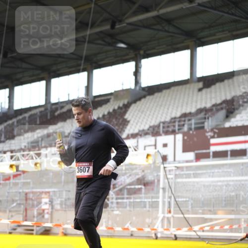 07.12.2025 - St. Pauli X-Mass-Run No. 15 Patografie http://msf.ph/oto/9369535 07.12.2025 11:26:07 Ziel 674, 678, 1079, 1344, 1345, 1356, 1673, 2059, 2063, 2066, 2088, 2145, 2161, 2166, 2198, 2255, 2265, 2786, 2795, 3068, 3070, 3094, 3257, 3258, 3260, 3261, 3607 meine-sportfotos.de