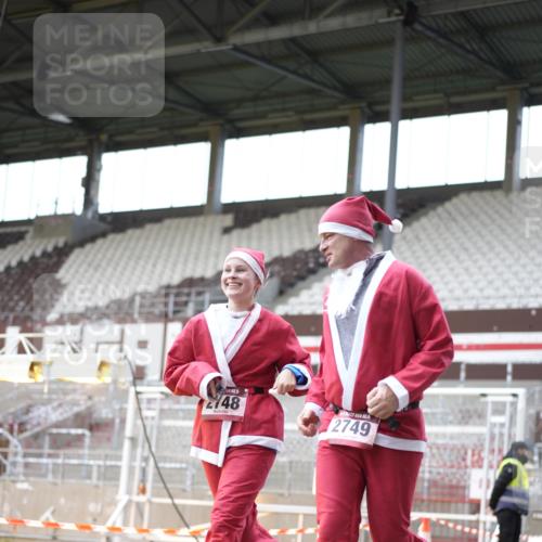 07.12.2025 - St. Pauli X-Mass-Run No. 15 Patografie http://msf.ph/oto/9369574 07.12.2025 11:26:28 Ziel 610, 624, 1498, 1501, 1632, 2024, 2026, 2069, 2074, 2124, 2257, 2260, 2637, 2748, 2749, 2813, 3217 meine-sportfotos.de