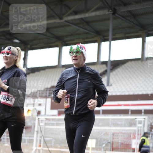 07.12.2025 - St. Pauli X-Mass-Run No. 15 Patografie http://msf.ph/oto/9369600 07.12.2025 11:26:37 Ziel 205, 209, 2024, 2026, 2175, 2176, 2234, 2236, 2237, 2240, 2748, 2749, 2813, 2942, 4884 meine-sportfotos.de
