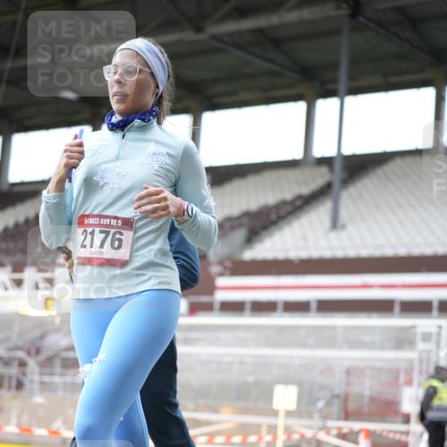 07.12.2025 - St. Pauli X-Mass-Run No. 15 Patografie http://msf.ph/oto/9369605 07.12.2025 11:26:42 Ziel 205, 209, 2024, 2026, 2175, 2176, 2234, 2236, 2237, 2240, 2748, 2749, 2813, 2942, 2972, 2979, 4884 meine-sportfotos.de