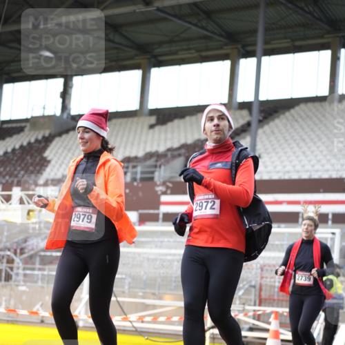 07.12.2025 - St. Pauli X-Mass-Run No. 15 Patografie http://msf.ph/oto/9369609 07.12.2025 11:26:45 Ziel 205, 209, 2024, 2026, 2175, 2176, 2234, 2236, 2237, 2240, 2789, 2790, 2813, 2942, 2972, 2979, 4884 meine-sportfotos.de
