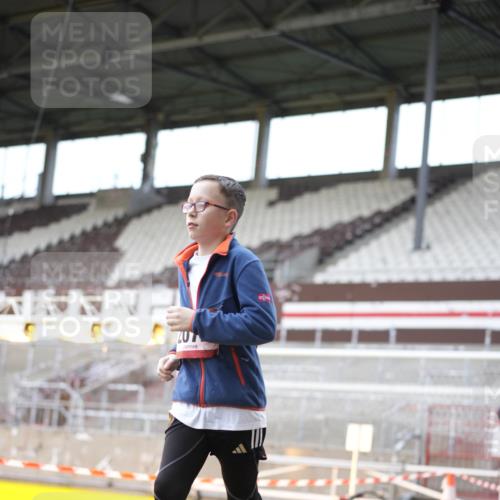 07.12.2025 - St. Pauli X-Mass-Run No. 15 Patografie http://msf.ph/oto/9369630 07.12.2025 11:26:53 Ziel 1080, 2072, 2175, 2176, 2789, 2790, 2972, 2979, 3098, 3099 meine-sportfotos.de