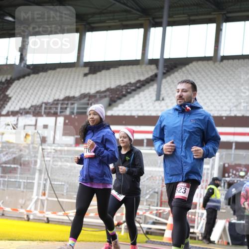 07.12.2025 - St. Pauli X-Mass-Run No. 15 Patografie http://msf.ph/oto/9369682 07.12.2025 11:27:32 Ziel 35, 36, 407, 534, 776, 790, 2567, 2571, 2572, 2623, 3315 meine-sportfotos.de