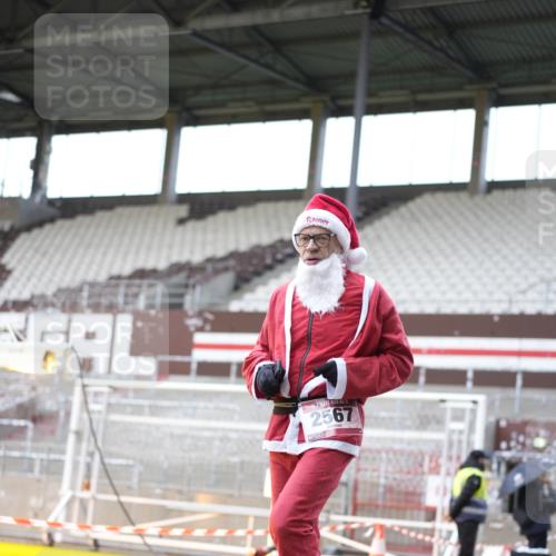 07.12.2025 - St. Pauli X-Mass-Run No. 15 Patografie http://msf.ph/oto/9369691 07.12.2025 11:27:35 Ziel 407, 534, 776, 790, 2567, 2571, 2572, 2623, 3315 meine-sportfotos.de