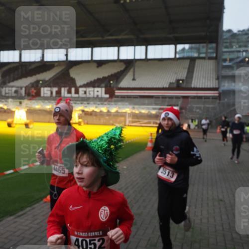 07.12.2025 - St. Pauli X-Mass-Run No. 15 Fabian Wolf http://msf.ph/oto/9369694 07.12.2025 09:59:37 Ziel 488, 910, 911, 961, 1763, 2204, 2207, 3513, 4029, 4051, 4052, 4465 meine-sportfotos.de