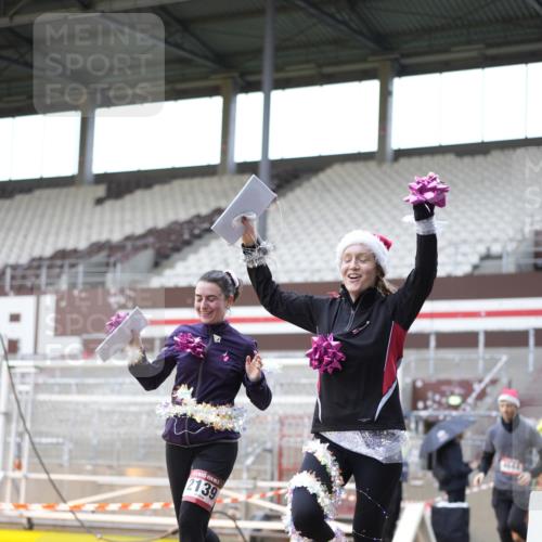 07.12.2025 - St. Pauli X-Mass-Run No. 15 Patografie http://msf.ph/oto/9369717 07.12.2025 11:27:57 Ziel 1082, 2138, 2139, 2192, 2196, 2655, 2930, 2980, 3027, 3057, 3063, 4644, 4655 meine-sportfotos.de
