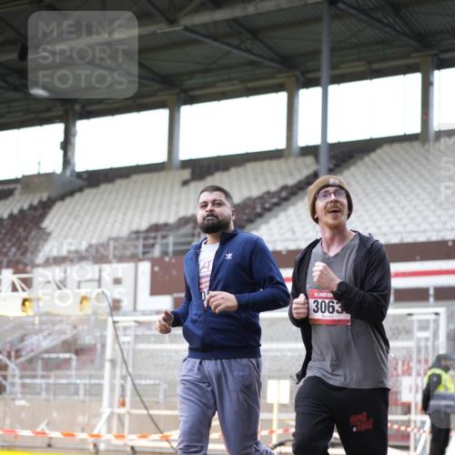 07.12.2025 - St. Pauli X-Mass-Run No. 15 Patografie http://msf.ph/oto/9369732 07.12.2025 11:28:02 Ziel 1082, 2138, 2139, 2192, 2196, 2655, 2930, 2980, 3027, 3057, 3063, 3074, 4644, 4653, 4655 meine-sportfotos.de