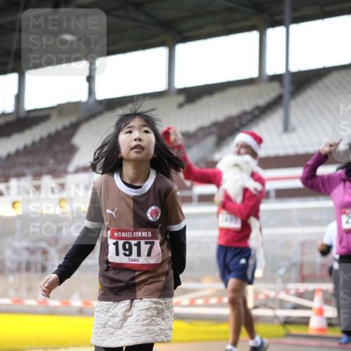07.12.2025 - St. Pauli X-Mass-Run No. 15 Patografie http://msf.ph/oto/9369792 07.12.2025 11:28:29 Ziel 1897, 1917, 1919, 1920, 1921, 2426, 2427, 2431, 2495, 2774, 2808, 2845, 4641, 4832 meine-sportfotos.de
