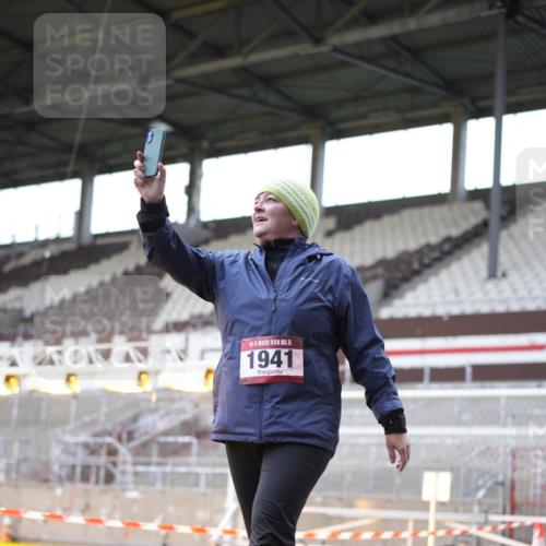 07.12.2025 - St. Pauli X-Mass-Run No. 15 Patografie http://msf.ph/oto/9369924 07.12.2025 11:29:55 Ziel 1941, 2787, 2838, 2840, 3303, 4839 meine-sportfotos.de