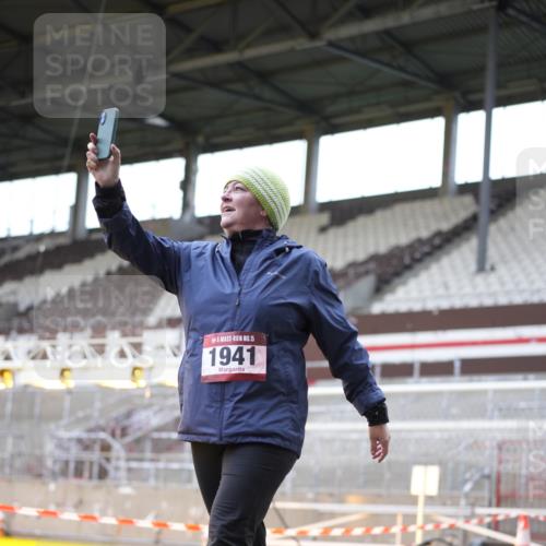 07.12.2025 - St. Pauli X-Mass-Run No. 15 Patografie http://msf.ph/oto/9369926 07.12.2025 11:29:55 Ziel 1941, 2787, 2838, 2840, 3303, 4839 meine-sportfotos.de