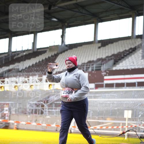 07.12.2025 - St. Pauli X-Mass-Run No. 15 Patografie http://msf.ph/oto/9369931 07.12.2025 11:30:15 Ziel 2020, 2509, 2705, 2876 meine-sportfotos.de