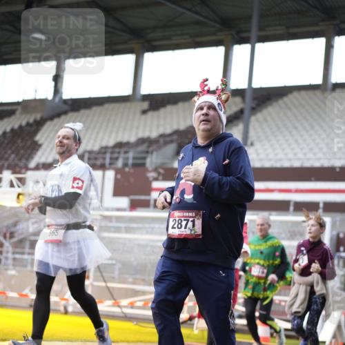 07.12.2025 - St. Pauli X-Mass-Run No. 15 Patografie http://msf.ph/oto/9369948 07.12.2025 11:30:35 Ziel 865, 870, 872, 2308, 2319, 2871 meine-sportfotos.de