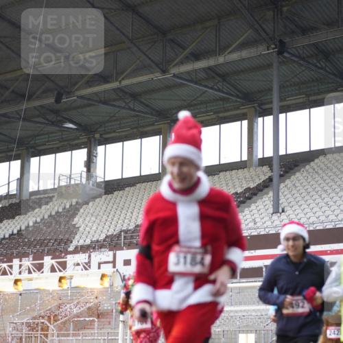 07.12.2025 - St. Pauli X-Mass-Run No. 15 Patografie http://msf.ph/oto/9369992 07.12.2025 11:31:09 Ziel 203, 329, 1755, 2428, 2429, 2430, 2492, 2493, 3181, 3182, 3184, 3238, 3239, 3352, 3436, 4105 meine-sportfotos.de