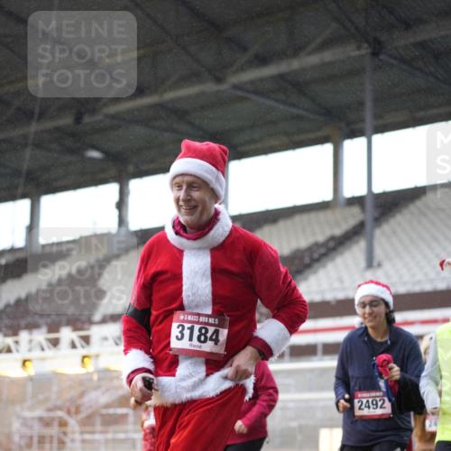 07.12.2025 - St. Pauli X-Mass-Run No. 15 Patografie http://msf.ph/oto/9369994 07.12.2025 11:31:09 Ziel 203, 329, 1755, 2428, 2429, 2430, 2492, 2493, 3181, 3182, 3184, 3238, 3239, 3352, 3436, 4105 meine-sportfotos.de