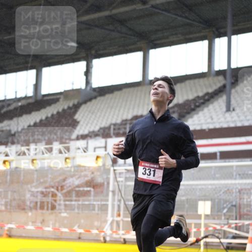 07.12.2025 - St. Pauli X-Mass-Run No. 15 Patografie http://msf.ph/oto/9370015 07.12.2025 11:31:22 Ziel 331, 1755, 2017, 2428, 2429, 2430, 2492, 2493, 3181, 3182, 3184, 3238, 3239, 3352, 3436, 3600, 4105 meine-sportfotos.de