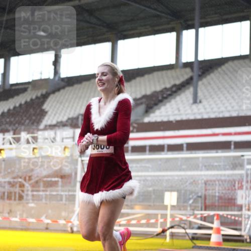 07.12.2025 - St. Pauli X-Mass-Run No. 15 Patografie http://msf.ph/oto/9370022 07.12.2025 11:31:24 Ziel 331, 1755, 2017, 2428, 2429, 2430, 2492, 2493, 3087, 3181, 3182, 3352, 3600 meine-sportfotos.de