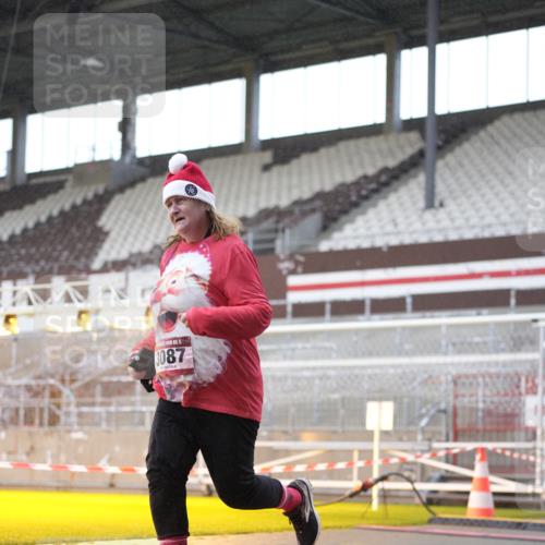 07.12.2025 - St. Pauli X-Mass-Run No. 15 Patografie http://msf.ph/oto/9370026 07.12.2025 11:31:29 Ziel 331, 2017, 3087, 3600 meine-sportfotos.de