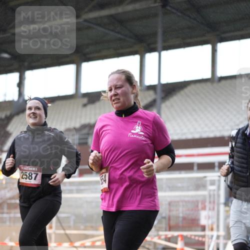 07.12.2025 - St. Pauli X-Mass-Run No. 15 Patografie http://msf.ph/oto/9370035 07.12.2025 11:31:38 Ziel 2497, 2523, 2527, 2587, 2654, 2656, 3087, 3600, 3678 meine-sportfotos.de