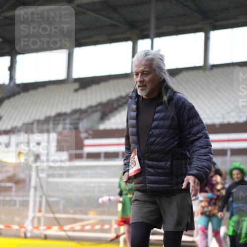 07.12.2025 - St. Pauli X-Mass-Run No. 15 Patografie http://msf.ph/oto/9370043 07.12.2025 11:31:41 Ziel 2048, 2497, 2523, 2527, 2587, 2654, 2656, 3087, 3678 meine-sportfotos.de