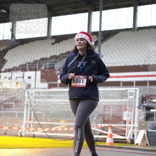 07.12.2025 - St. Pauli X-Mass-Run No. 15 Patografie http://msf.ph/oto/9370095 07.12.2025 11:32:13 Ziel 1081, 2043, 2044, 2419, 2595, 3173, 3177, 3343 meine-sportfotos.de