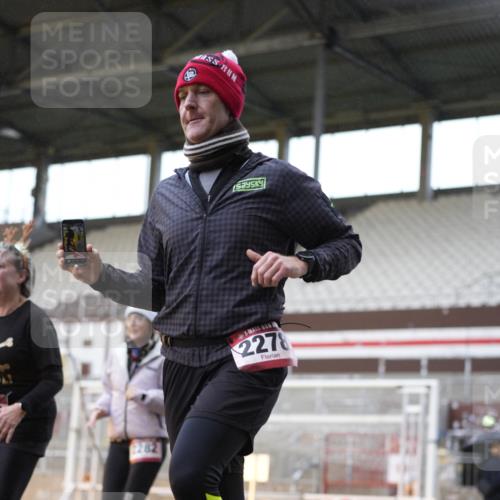 07.12.2025 - St. Pauli X-Mass-Run No. 15 Patografie http://msf.ph/oto/9370146 07.12.2025 11:32:55 Ziel 1013, 2107, 2113, 2278, 2281, 2282, 2284, 3269, 3271 meine-sportfotos.de