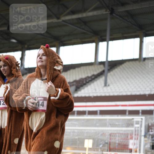 07.12.2025 - St. Pauli X-Mass-Run No. 15 Patografie http://msf.ph/oto/9370180 07.12.2025 11:33:11 Ziel 321, 977, 1013, 1591, 2005, 2016, 2612, 2613, 2614, 2620, 2662, 3039, 3041, 3166, 3169 meine-sportfotos.de
