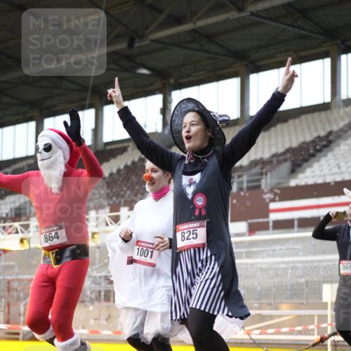 07.12.2025 - St. Pauli X-Mass-Run No. 15 Patografie http://msf.ph/oto/9370275 07.12.2025 11:34:09 Ziel 820, 825, 864, 869, 871, 1001, 1710, 1908, 2277, 2280, 2635, 3139, 3448, 3549 meine-sportfotos.de