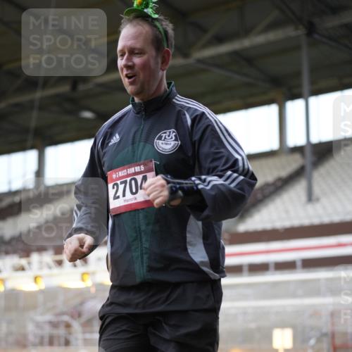07.12.2025 - St. Pauli X-Mass-Run No. 15 Patografie http://msf.ph/oto/9370322 07.12.2025 11:34:39 Ziel 704, 782, 2456, 2458, 2704, 2706 meine-sportfotos.de