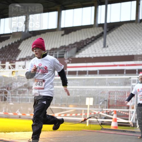 07.12.2025 - St. Pauli X-Mass-Run No. 15 Patografie http://msf.ph/oto/9370786 07.12.2025 11:35:33 Ziel 527, 535, 2660, 2902, 2962, 3967, 4408, 4843 meine-sportfotos.de