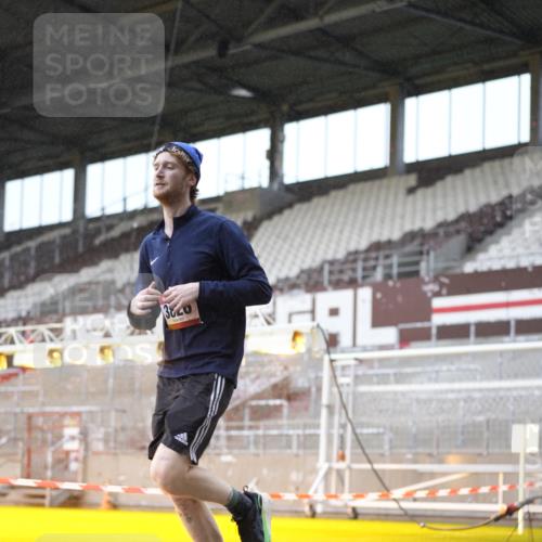07.12.2025 - St. Pauli X-Mass-Run No. 15 Patografie http://msf.ph/oto/9370858 07.12.2025 11:36:20 Ziel 1753, 1792, 2907, 3610, 3612, 3826, 4628 meine-sportfotos.de