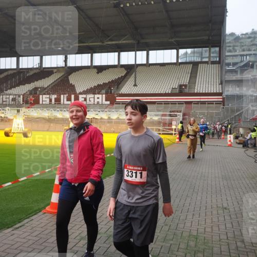 07.12.2025 - St. Pauli X-Mass-Run No. 15 Fabian Wolf http://msf.ph/oto/9370862 07.12.2025 10:05:12 Ziel 114, 202, 210, 292, 699, 1973, 1991, 2168, 2249, 2856, 2866, 3186, 3307, 3311 meine-sportfotos.de