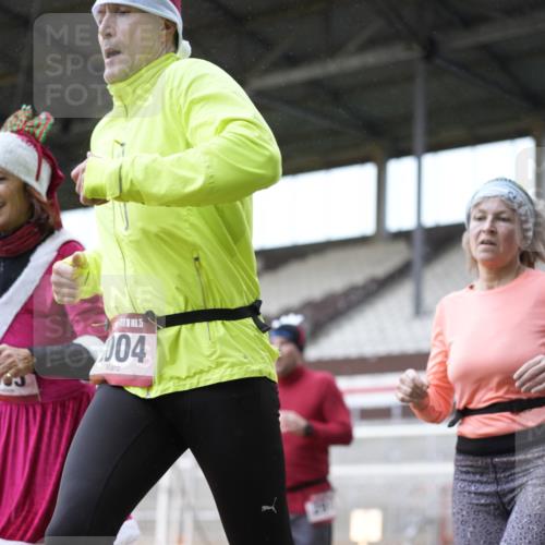07.12.2025 - St. Pauli X-Mass-Run No. 15 Patografie http://msf.ph/oto/9370874 07.12.2025 11:36:48 Ziel 1588, 1590, 2004, 2102, 2405, 2517, 2917 meine-sportfotos.de