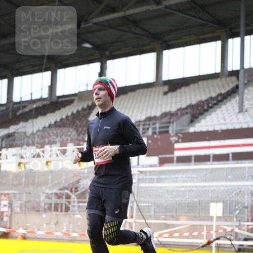 07.12.2025 - St. Pauli X-Mass-Run No. 15 Patografie http://msf.ph/oto/9370893 07.12.2025 11:36:56 Ziel 484, 991, 1588, 1590, 2004, 2022, 2102, 2279, 2405, 2517, 2917, 3931 meine-sportfotos.de