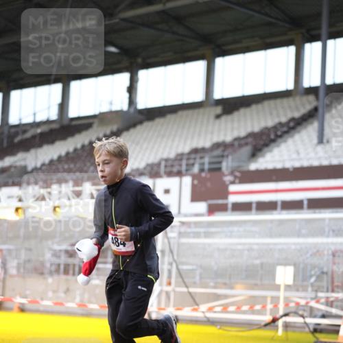 07.12.2025 - St. Pauli X-Mass-Run No. 15 Patografie http://msf.ph/oto/9370894 07.12.2025 11:36:59 Ziel 484, 991, 1588, 1590, 2004, 2022, 2102, 2279, 2405, 2517, 2686, 2917, 3931 meine-sportfotos.de