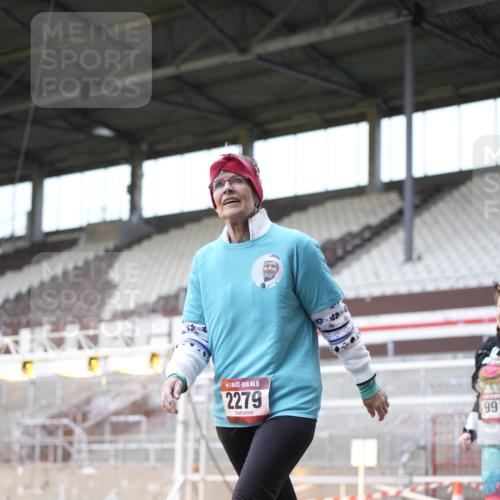 07.12.2025 - St. Pauli X-Mass-Run No. 15 Patografie http://msf.ph/oto/9370898 07.12.2025 11:37:00 Ziel 484, 991, 1280, 1588, 1590, 2004, 2022, 2102, 2279, 2405, 2517, 2686, 2917, 3931 meine-sportfotos.de
