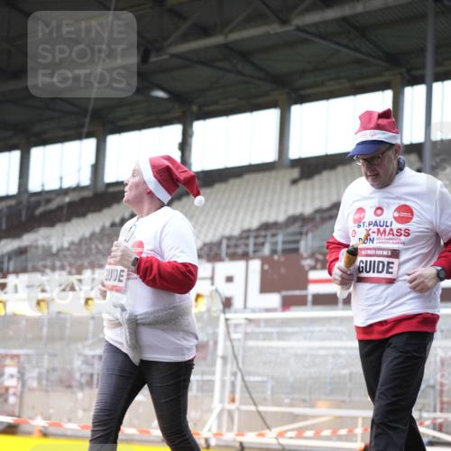 07.12.2025 - St. Pauli X-Mass-Run No. 15 Patografie http://msf.ph/oto/9370940 07.12.2025 11:37:43 Ziel 617, 1154, 1156, 3000, 3059, 3358, 3916 meine-sportfotos.de