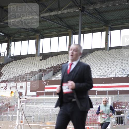 07.12.2025 - St. Pauli X-Mass-Run No. 15 Patografie http://msf.ph/oto/9370973 07.12.2025 11:38:09 Ziel 307, 2395, 2396, 2715, 3065, 3066, 3341, 3762, 3765 meine-sportfotos.de