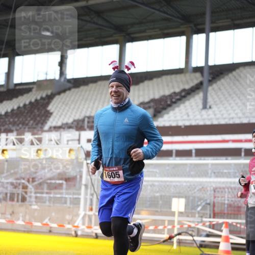 07.12.2025 - St. Pauli X-Mass-Run No. 15 Patografie http://msf.ph/oto/9371008 07.12.2025 11:38:37 Ziel 453, 1133, 1318, 1601, 1605, 1606, 2010, 2011, 2099, 2815, 2816, 3365, 3367, 3508, 4821, 4822 meine-sportfotos.de